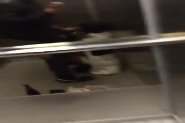 Развратная армянка в лифте делает соседу сладкий минет
